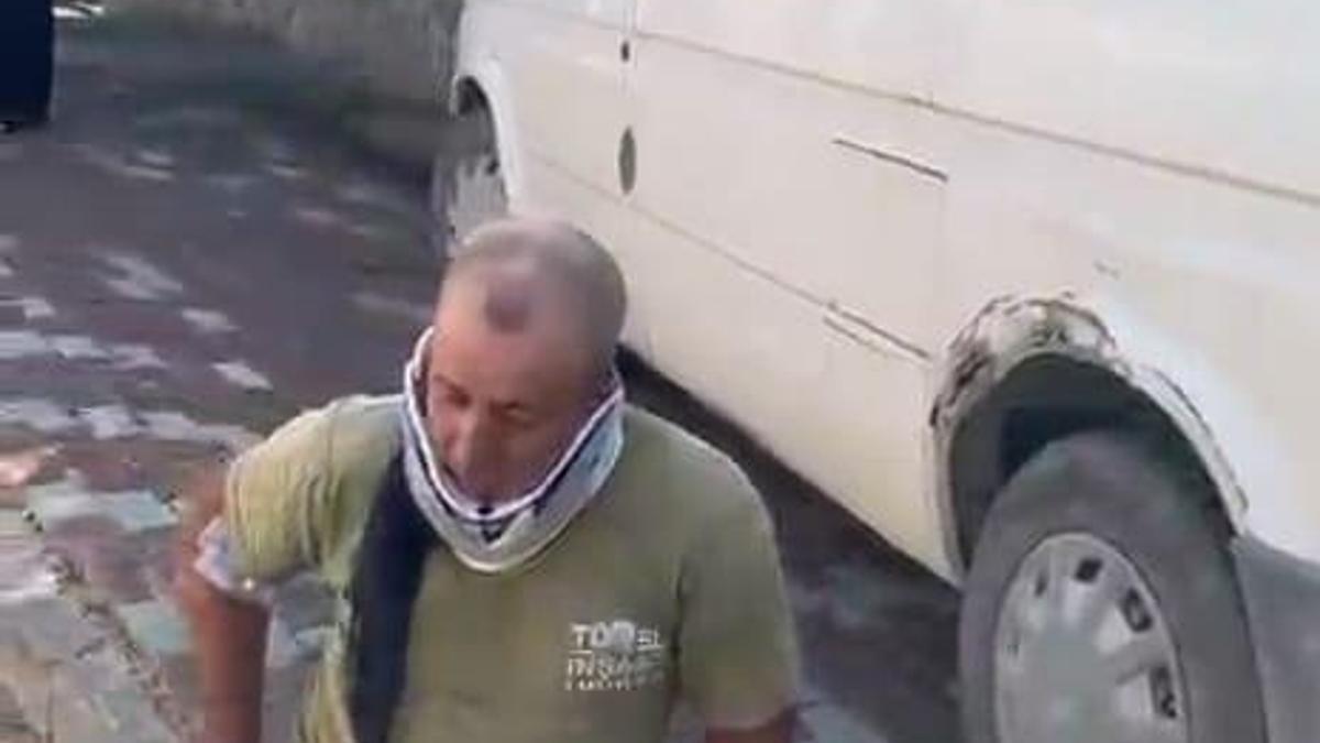 Minibüs ile otomobil çarpıştı: 3 yaralı