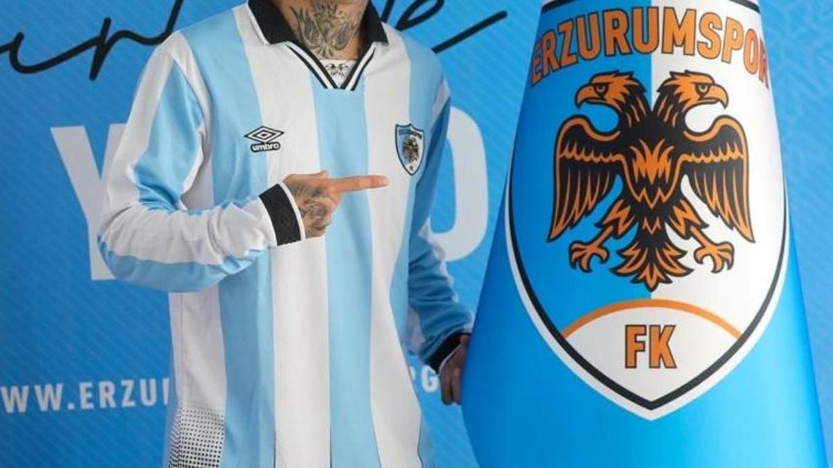 Erzurumspor FK'dan 2 transfer birden! Serkan Özbalta istedi, imzayı attılar