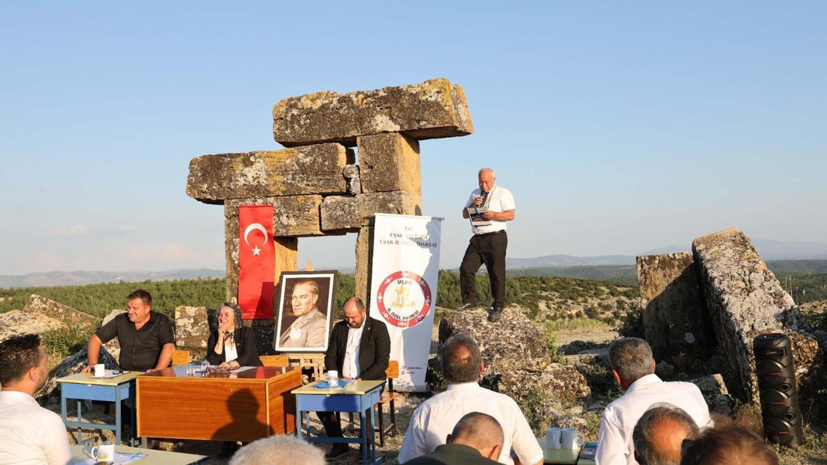 Uşak İl Genel Meclisi Antik Kent'te toplandı