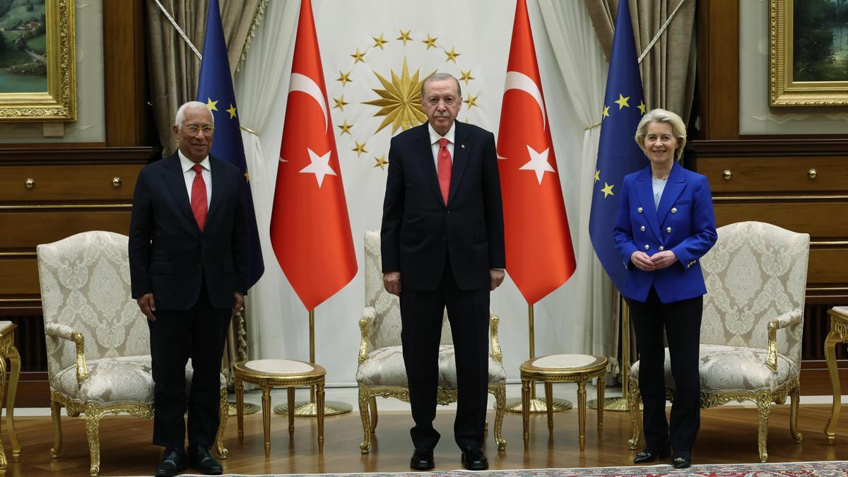 Cumhurbaşkanı Erdoğan, AB Konseyi Başkanı Costa ve AB Komisyonu Başkanı von der Leyen'i kabul etti