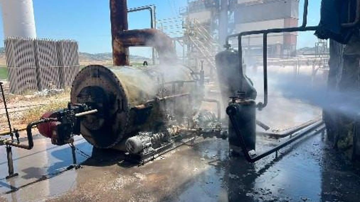 Asfalt ısıtma makinesindeki patlama yangına yol açtı