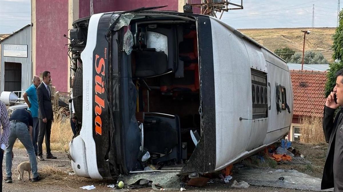 Kırıkkale'de 1 kişinin öldüğü otobüs kazasının görüntüleri ortaya çıktı
