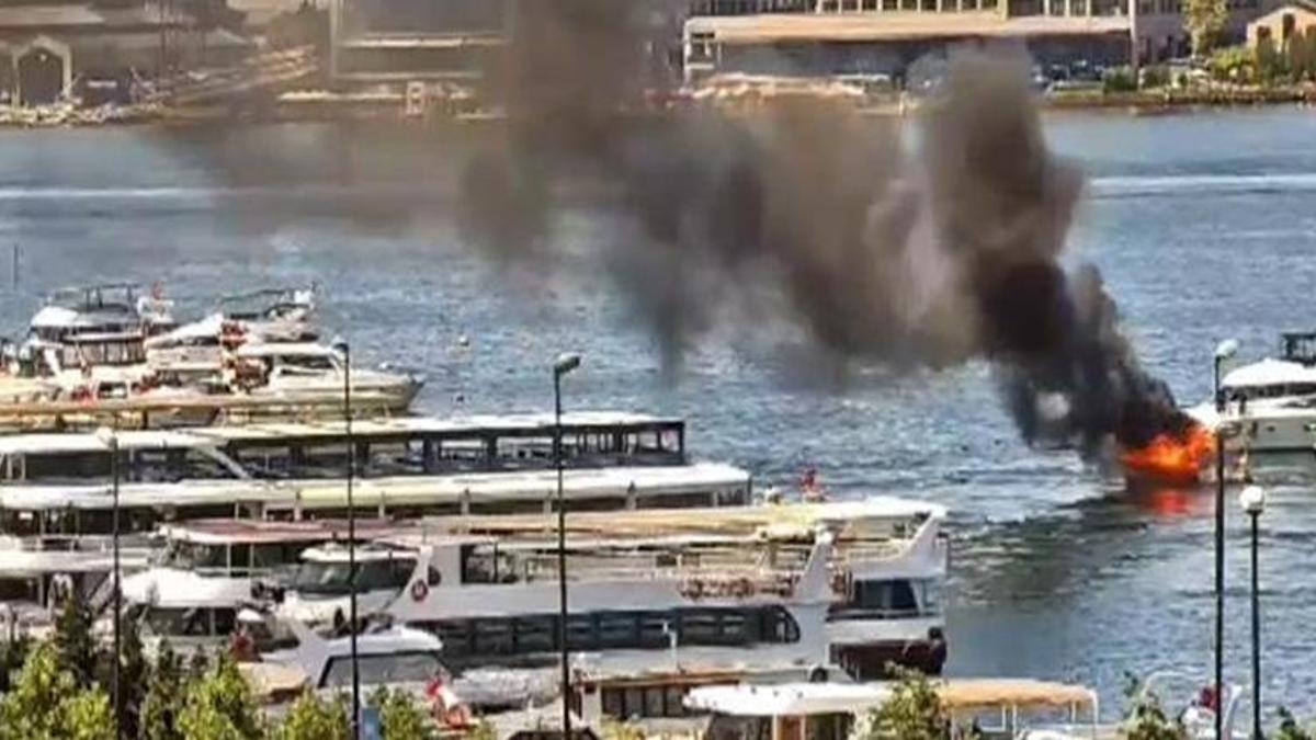 İstanbul'da tekne alev alev yandı! Baba ve oğlu son anda kurtarıldı