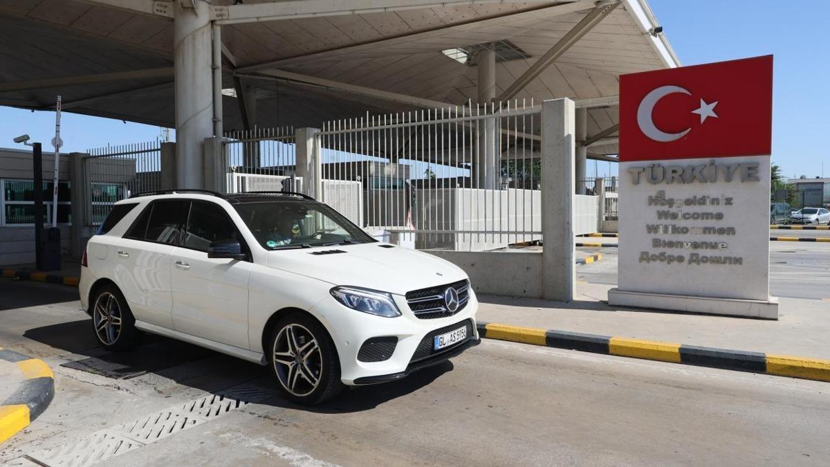 Gurbetçileri ilgilendiren gelişme! Araç kullanımında yeni dönem