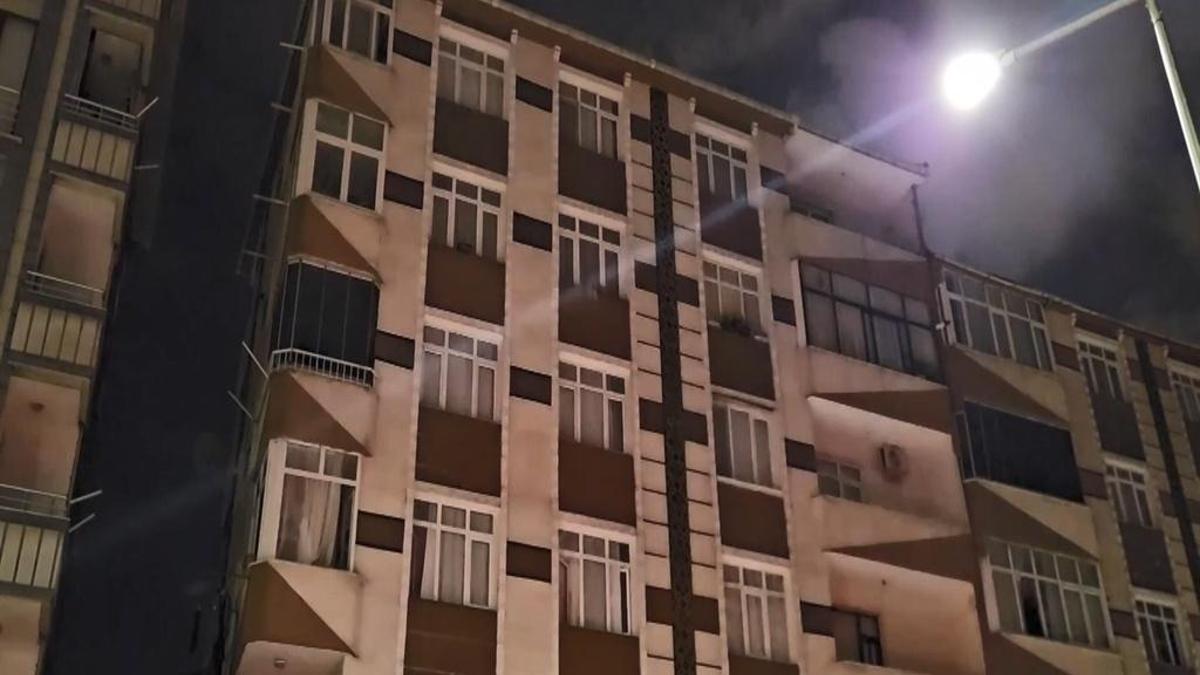 Bahçelievler'de korkutan ses: Bina acil tahliye edildi