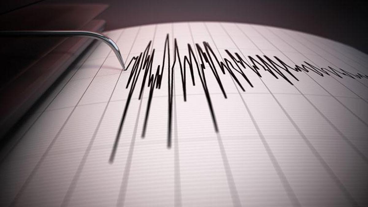 Elazığ Sivrice’de 4.0 büyüklüğünde deprem meydana geldi
