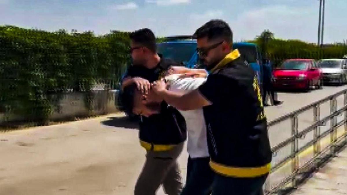 Çarşaf giyip iş yerini kurşunlayan şüpheli tutuklandı
