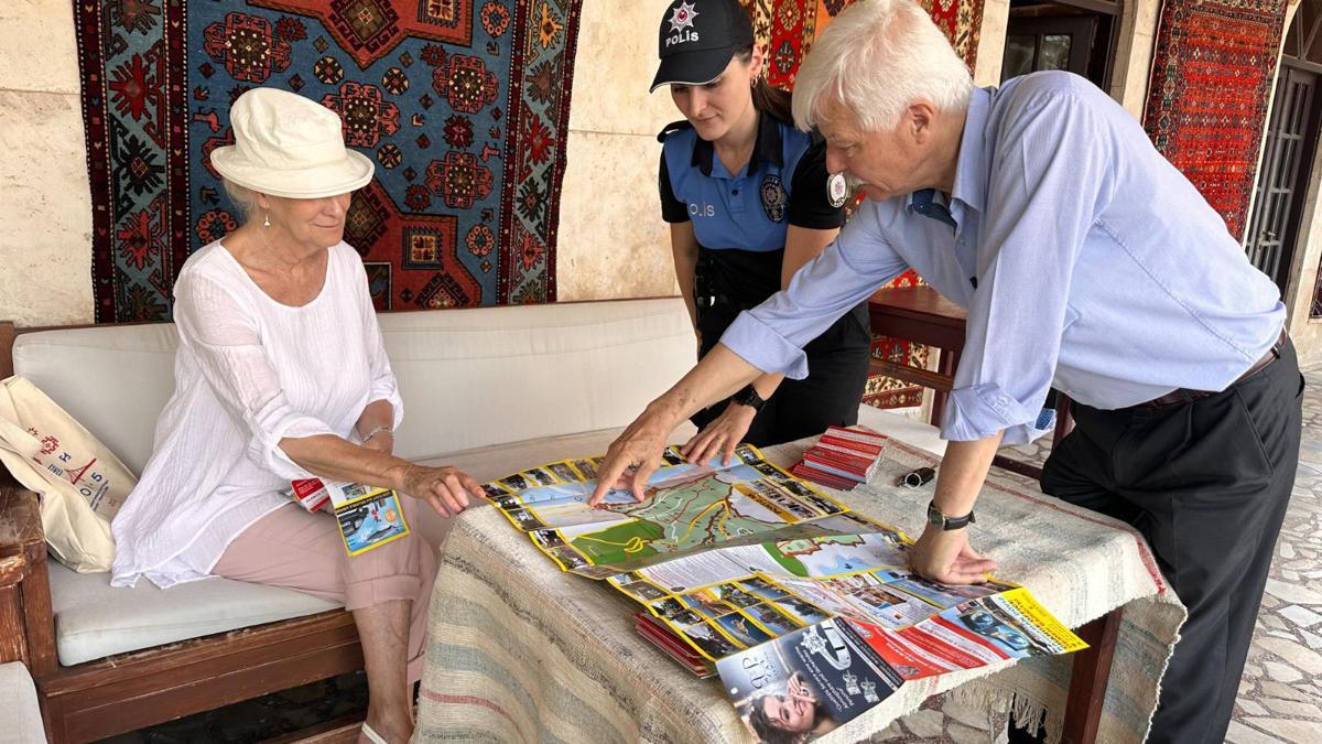 Alanya’da turistlere 4 dilde ‘Güvenli Turizm’ haritası