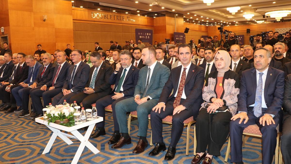 Bakan Yumaklı: İklim değişikliği hayatımızın tam da göbeğinde önemli bir gerçektir