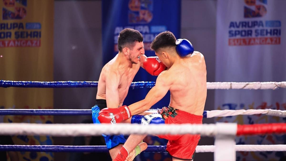 Sultangazi’de Türkiye Profesyonel Kick Boks Turnuvası başladı