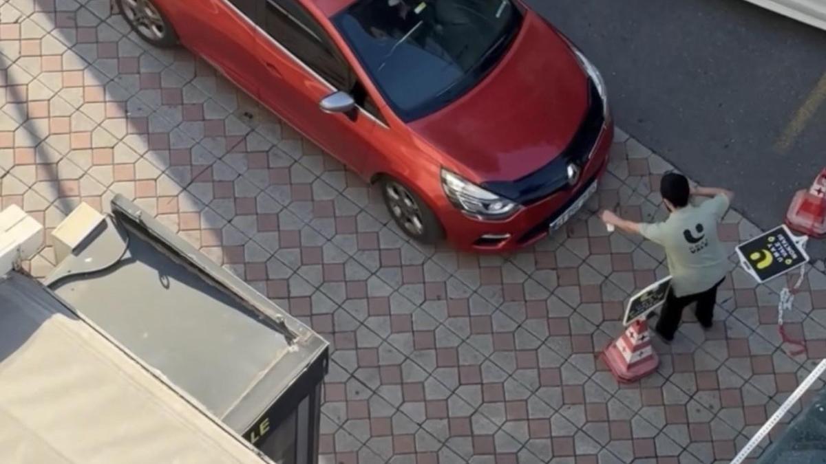 Kağıthane’de hastanede otopark ücretine itiraz etti; aracını valenin üzerine sürdü