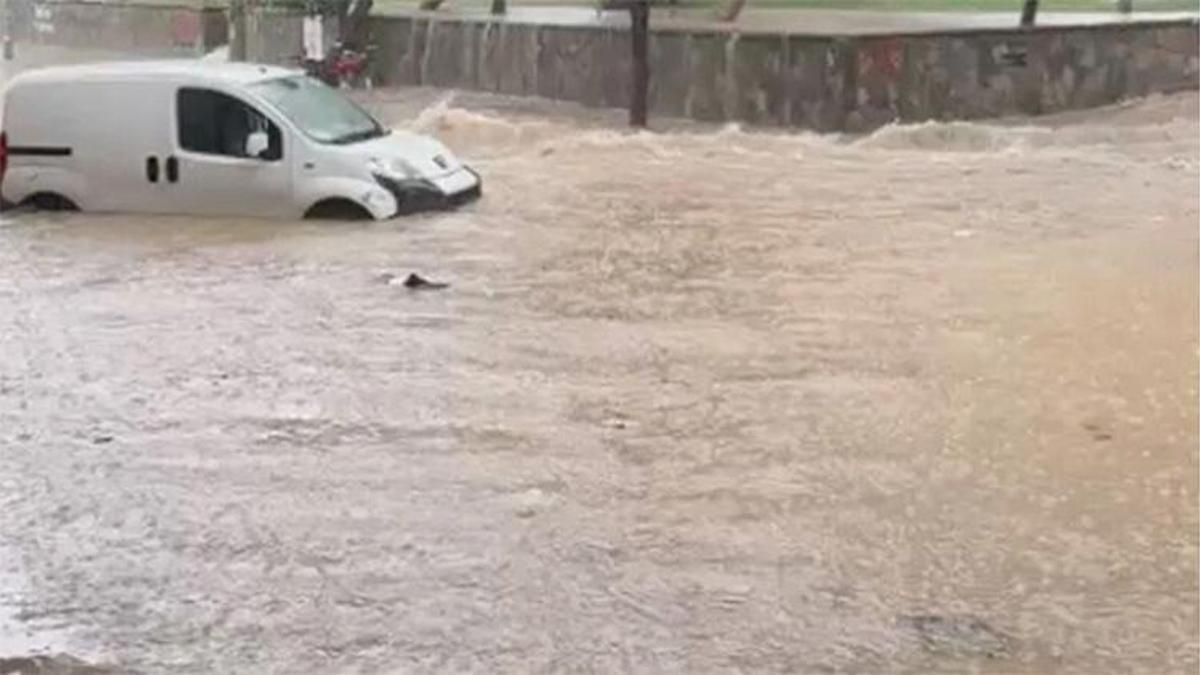 Adana'da kronikleşen su baskınlarına kalıcı çözüm: ASKİ'den 8 ilçeyi kapsayan dev altyapı hamlesi