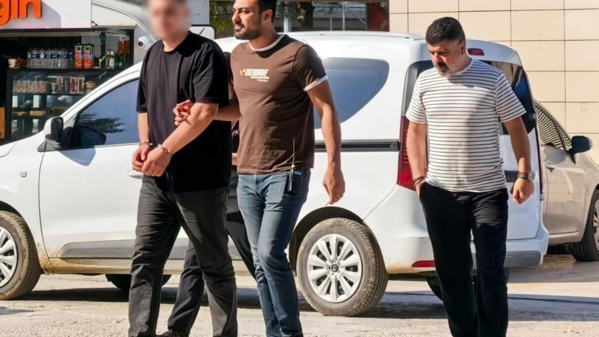 Bursa'da 'böyle dost olmaz olsun' dedirten olay! Arkadaşını silahla tehdit edip kendi borcunu ödetti