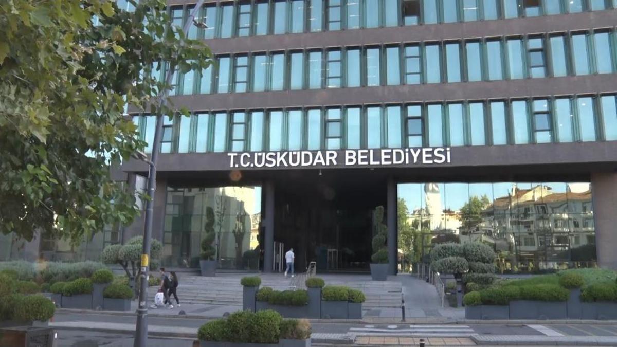 Üsküdar Belediyesi'ne dev operasyon: Belediye Başkanı Sinem Dedetaş dâhil 6 kişi gözaltına alındı!