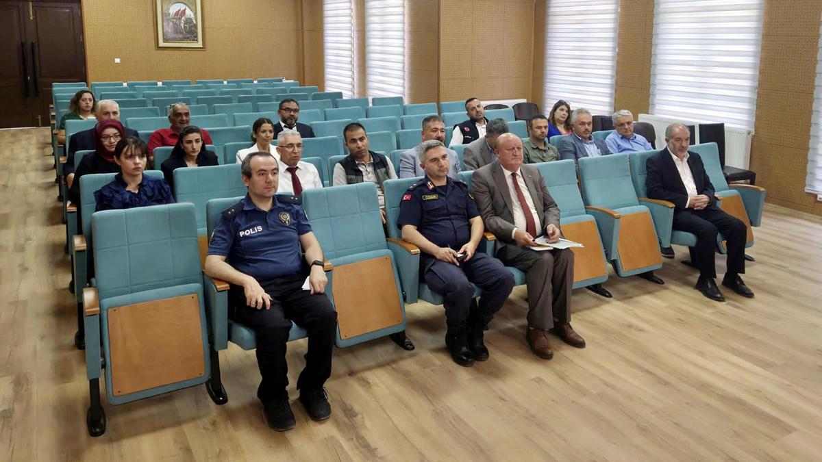 Sandıklı'da ilçe idare şube başkanları toplantısı