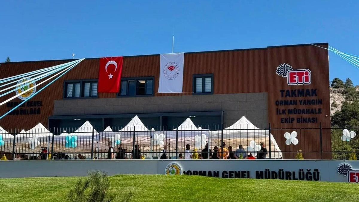 Eskişehir’de Takmak Orman Yangın İlk Müdahale Ekip Binası hizmete açıldı