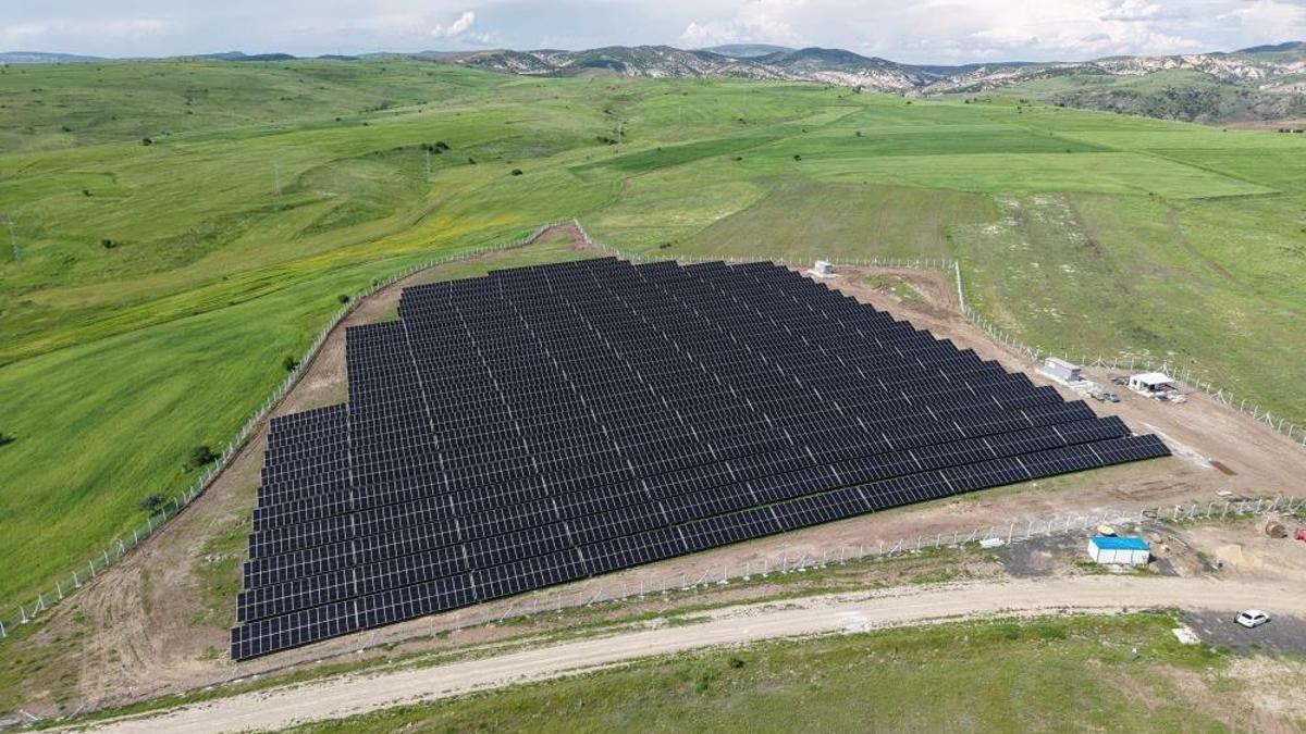 Belediyenin enerji ihtiyacının yüzde 50'sini güneşten karşılayacak