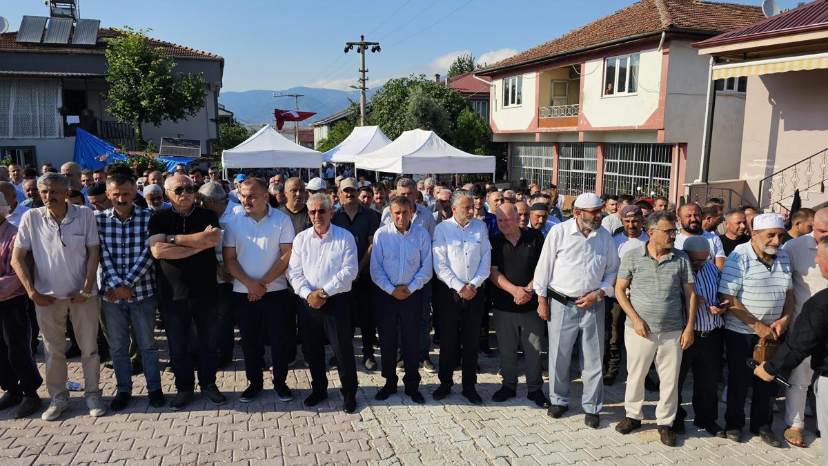 Kelkit Çayında 69 gün önce kaybolan İlker için gıyabi cenaze namazı kılındı