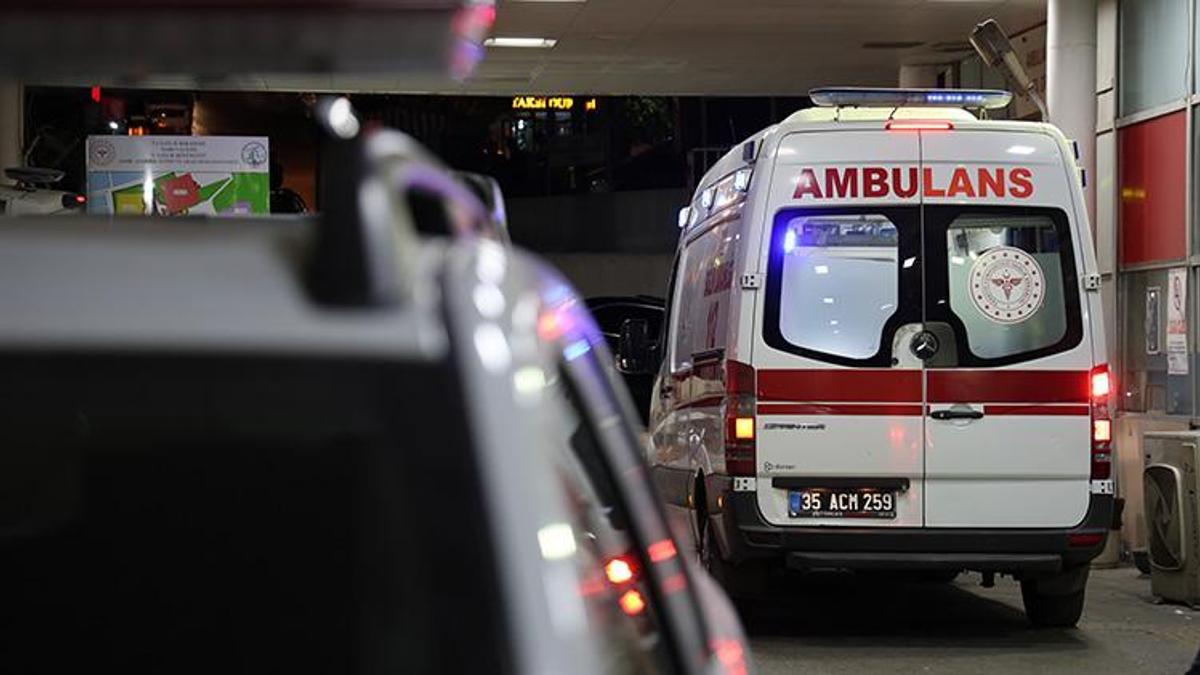 İzmir'de kız meselesi kanlı bitti: 15 yaşındaki genç kalbinden bıçaklandı!