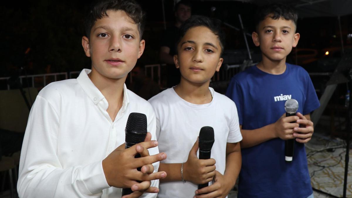 Düğün ve eğlencelerin küçük müzisyenleri; Ada-Ege-Umut