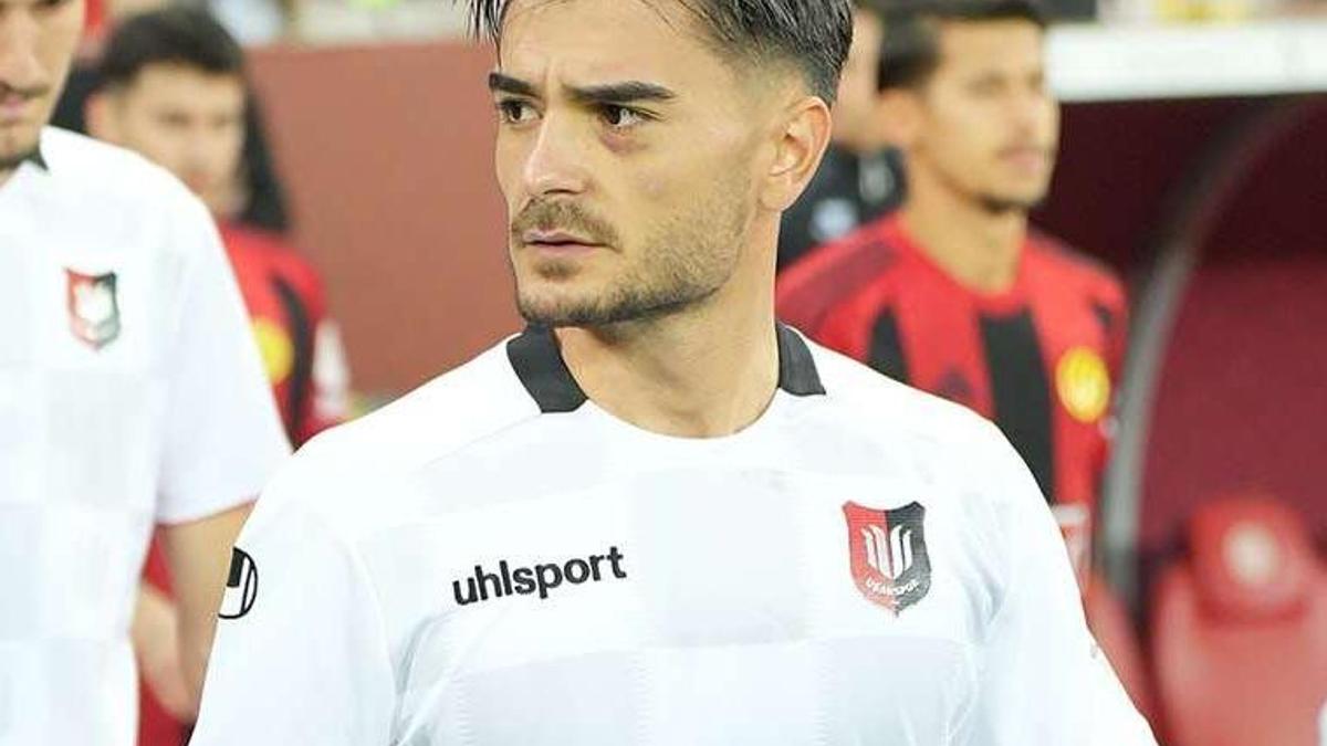 Uşaksporlu Alperen'in yeni durağı Denizli