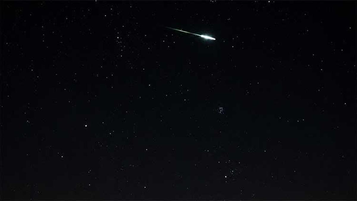 Kırıkkale gökyüzünde görsel şölen: Perseid meteor yağmuru büyüledi