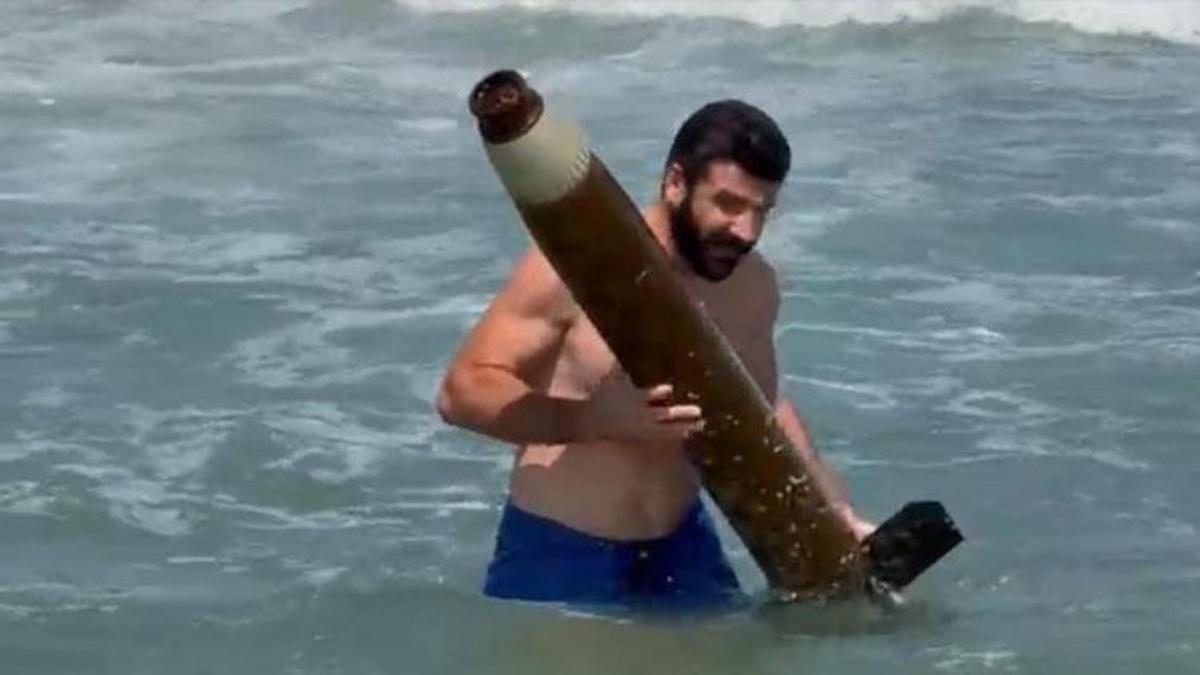 Sinop'ta denize girenler şüpheli cisim bulundu