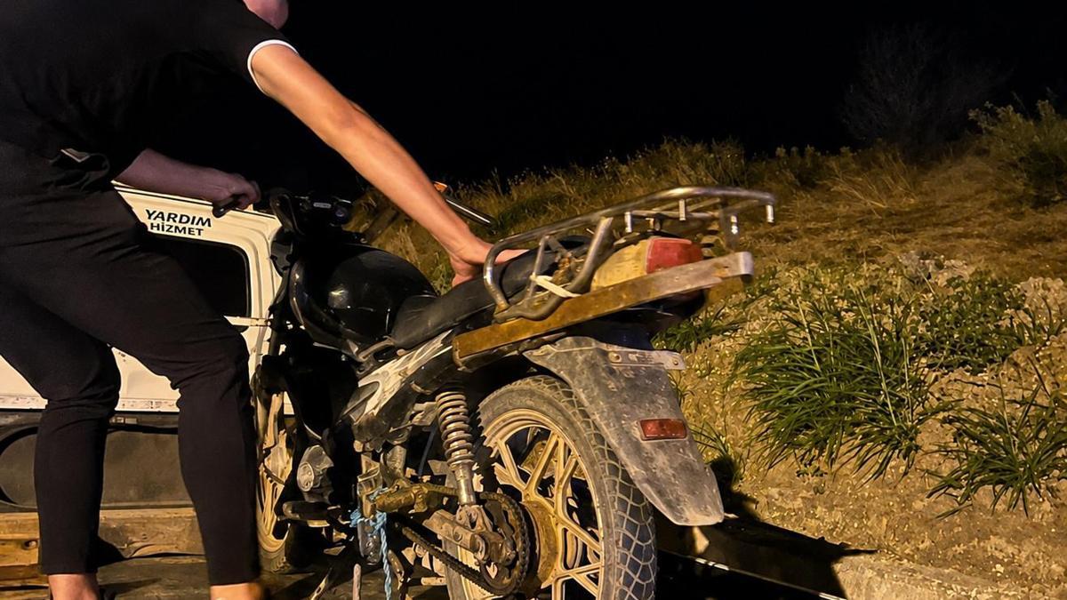 Plakasız hurda motosikletin ehliyetsiz sürücüsüne 88 bin 500 lira ceza