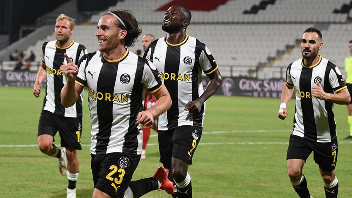 Manisa FK'da Anziani çılgınlığı! Zirveye oturdu