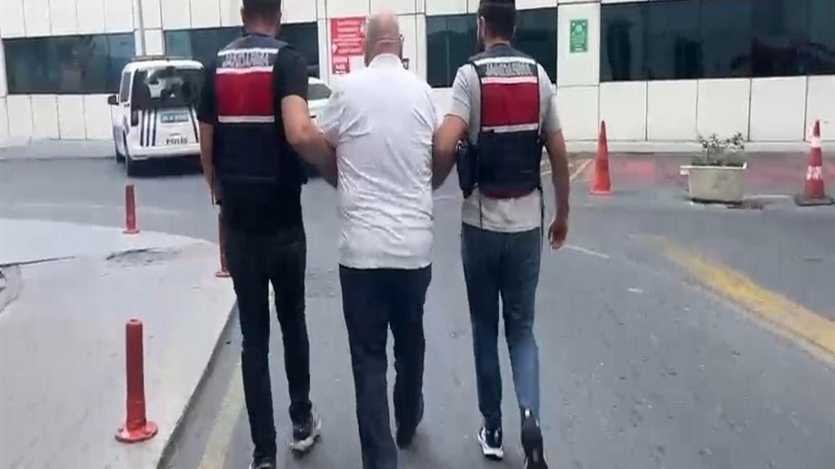 MİT görevlisiyim diyerek dolandırıcılık yaptılar: 3 kişi tutuklandı