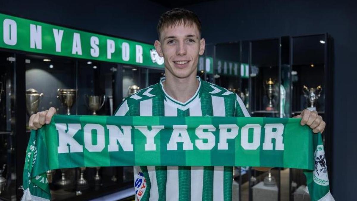 Konyaspor, milli oyuncuyu transfer etti