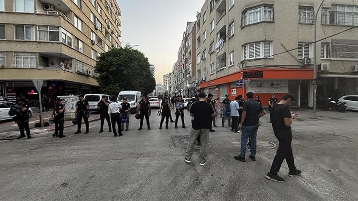 Son Dakika: Adana'da şafak operasyonu! Furkan Vakfı Başkanı Alparslan Kuytul'un evinde arama yapılıyor