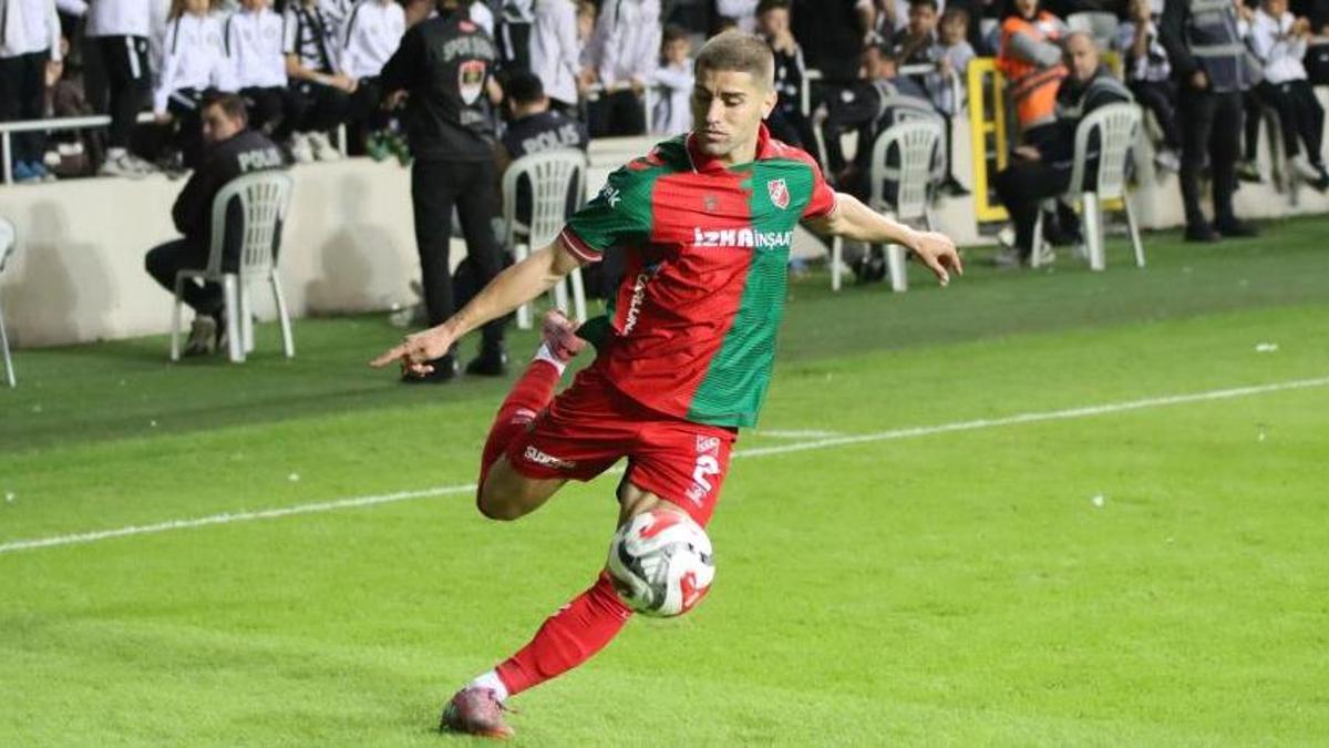 Karşıyaka'da bir ayrılık daha! Burhanettin Basatemür kadroda istemedi
