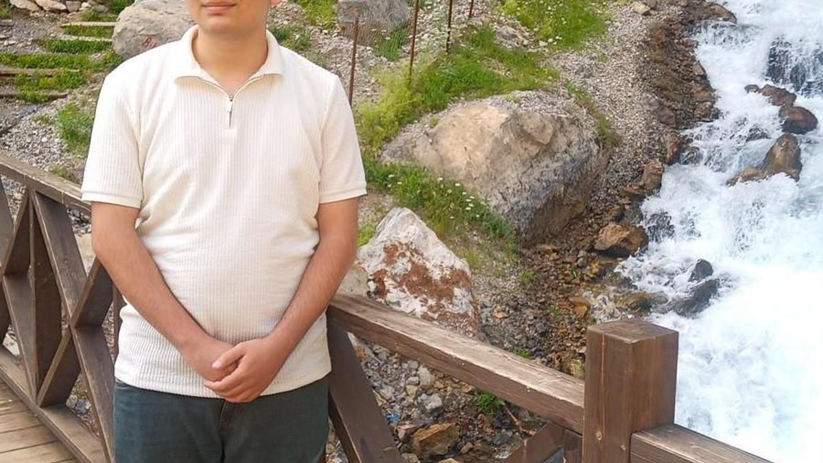 19 yaşındaki Mehmet'ten 3 gündür haber alınamıyor