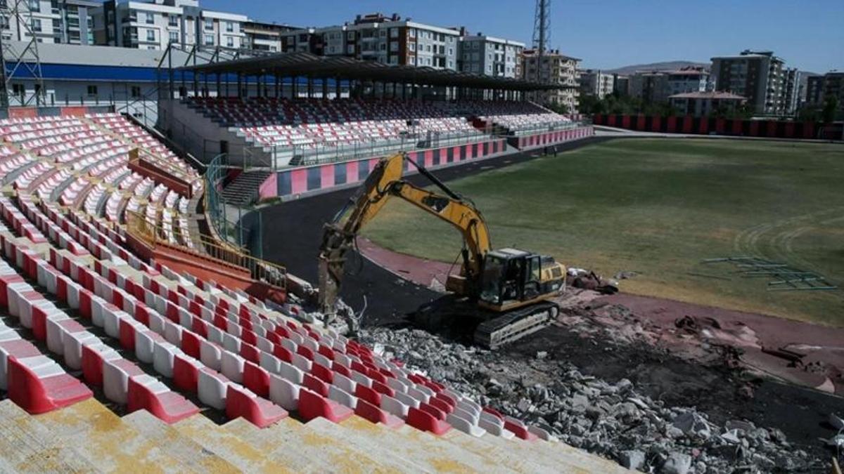 Vanspor için harekete geçildi! Yıkım resmen başladı