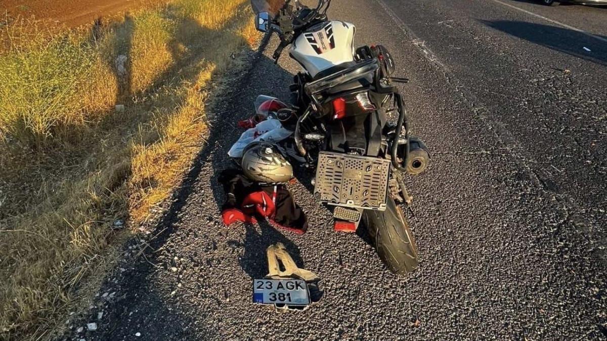 Diyarbakır'da kamyonet ile motosiklet çarpıştı: 1 ölü, 1 yaralı