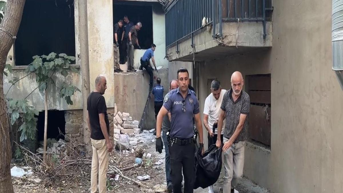 Kadıköy'de şüpheli ölüm: Metruk binada cesedi bulundu