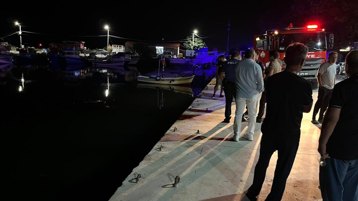 Samsun’da park halindeki otomobil denize düştü