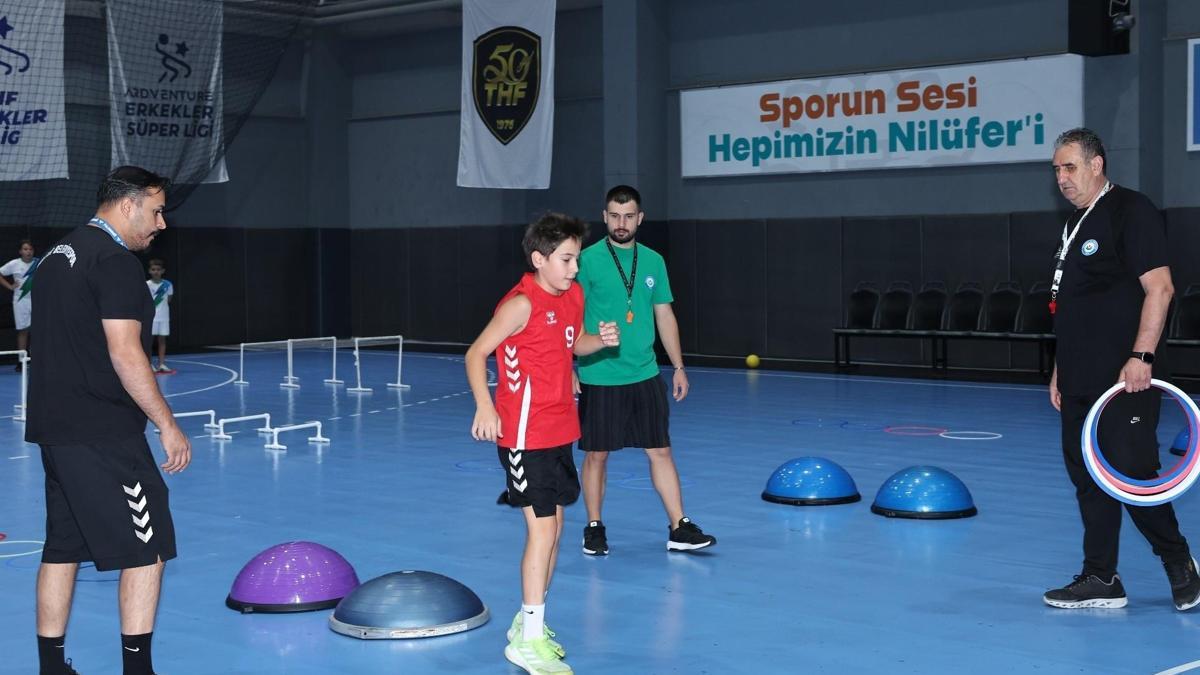 Nilüfer’de ‘Hentbol Akademisi’ açıldı