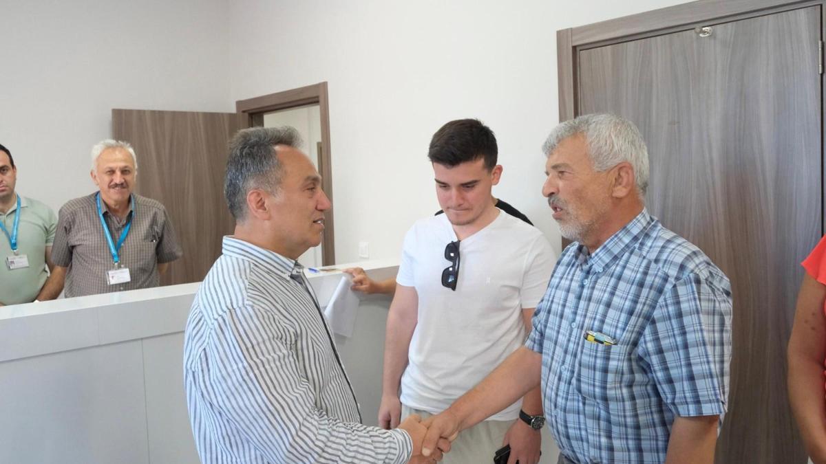 TOGÜ’de kayıt heyecanı; Rektör Yılmaz öğrencileri karşıladı