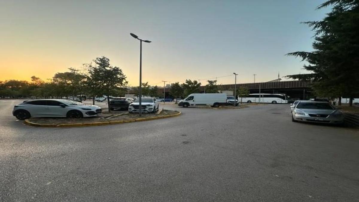 Ücretsizdi, artık ücretli! İzmit’te o otoparkın tarifesi belli oldu