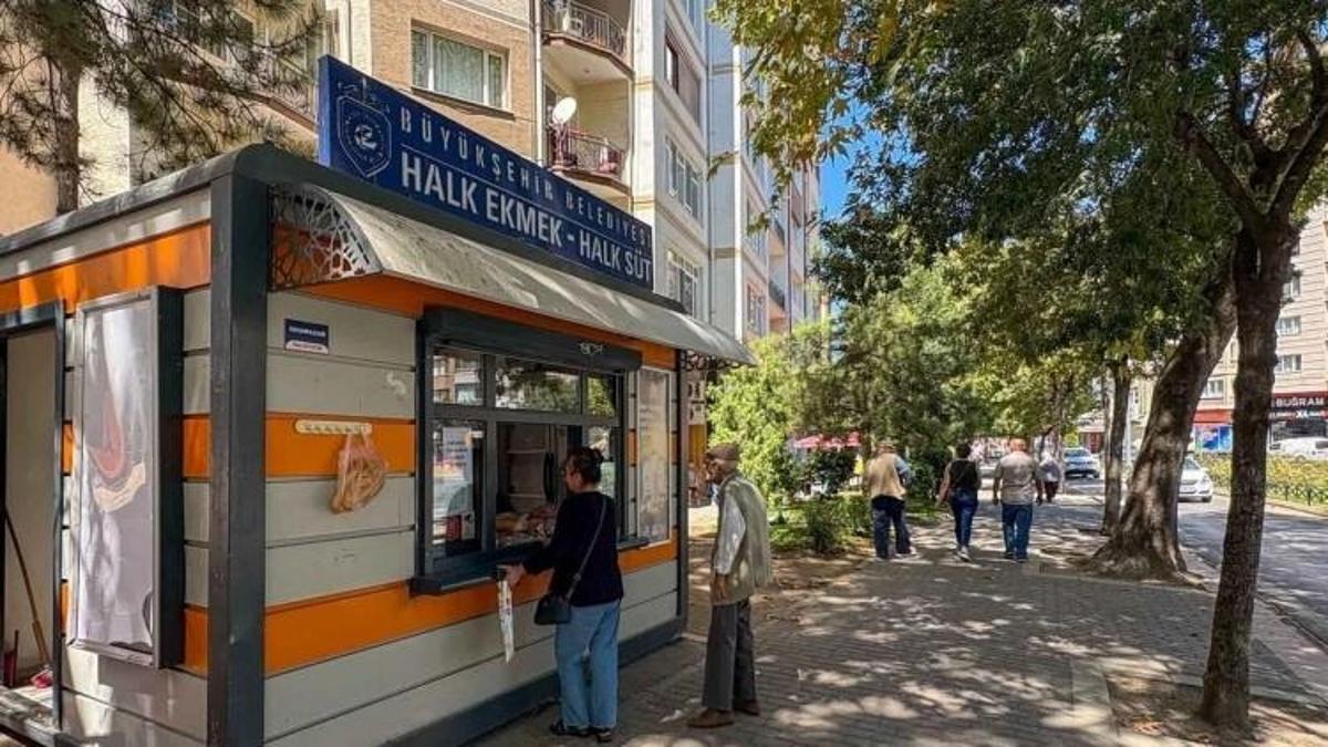 Halk Ekmek Büfelerinde yeni ürün var: Eskişehir'de satışı başladı, gramajı ve fiyatı belli oldu