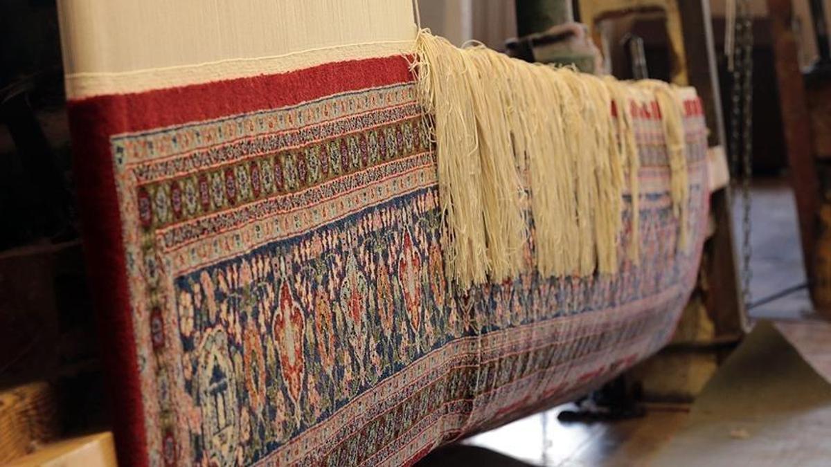 Bir metrekarede 1 milyon düğüm var: Hereke Halısının fiyatı dudak uçuklatıyor