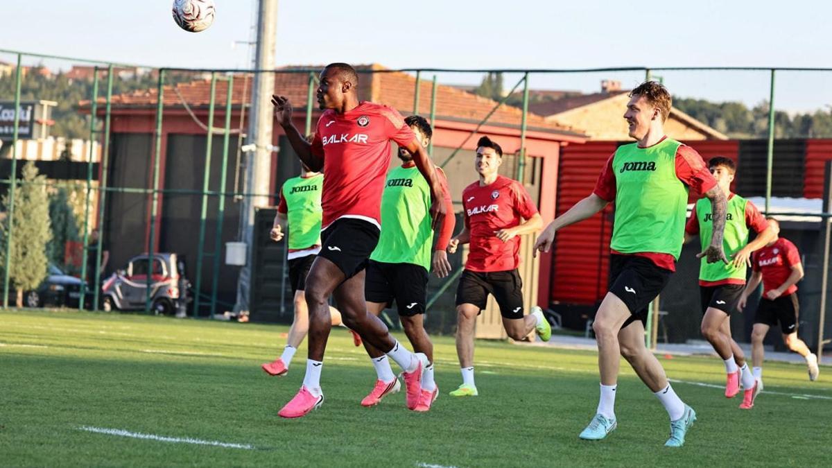 Arca Çorum FK'da Beşiktaş mesaisi başladı