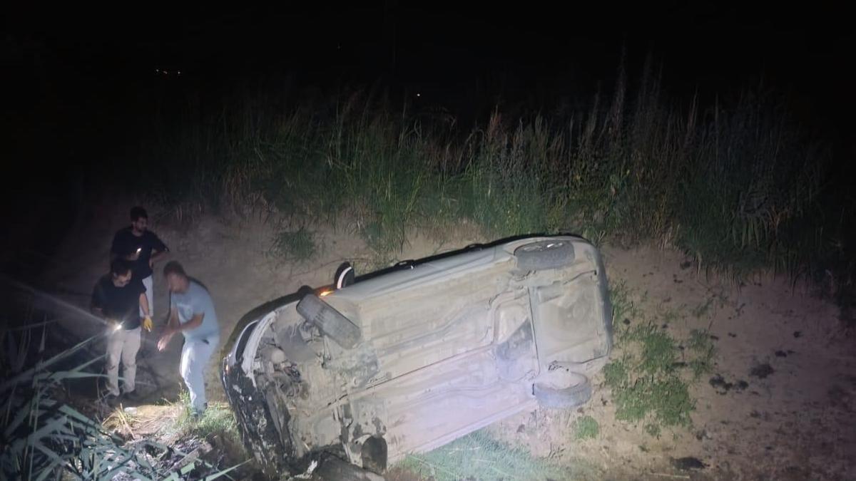 Manisa’da uyuşturucu şüphelileri polisten kaçarken kaza yaptı: 3 yaralı