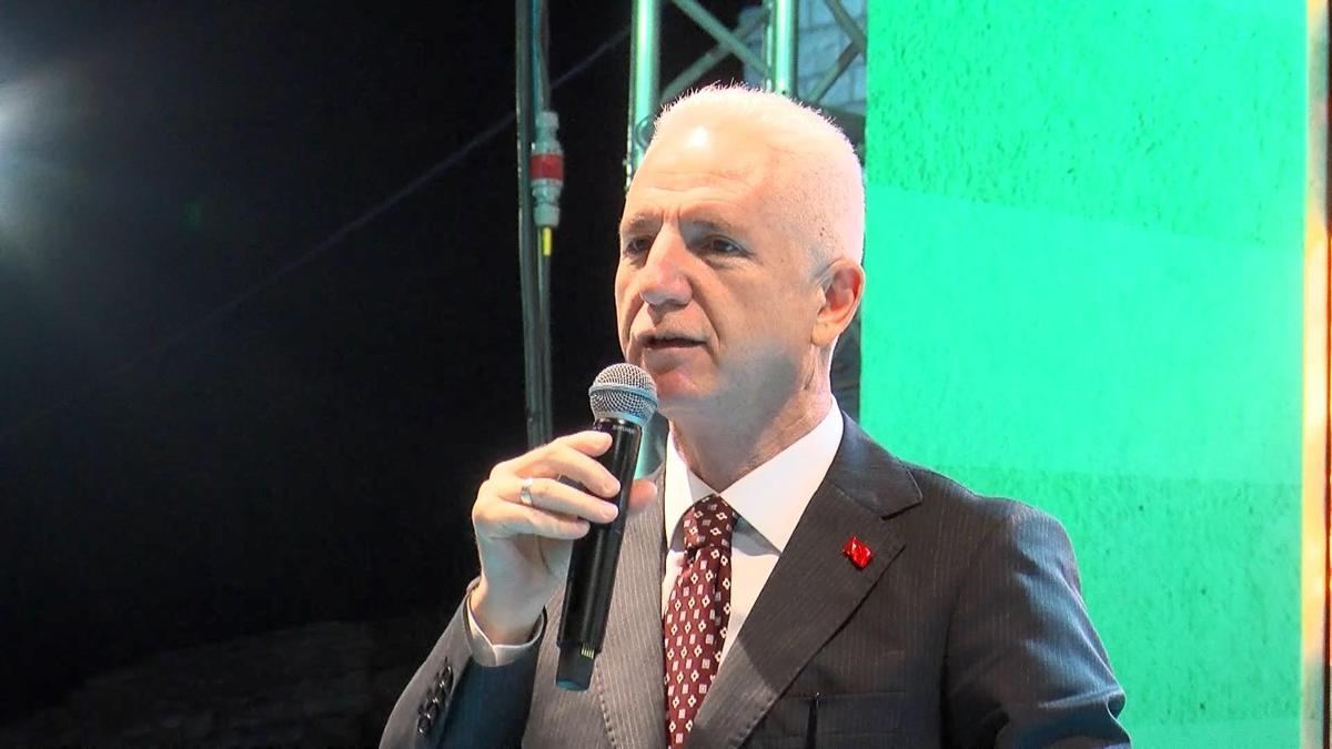 Vali Gül, Fatih'te 'Bir Milletin Zafer Günleri’ etkinliğine katıldı