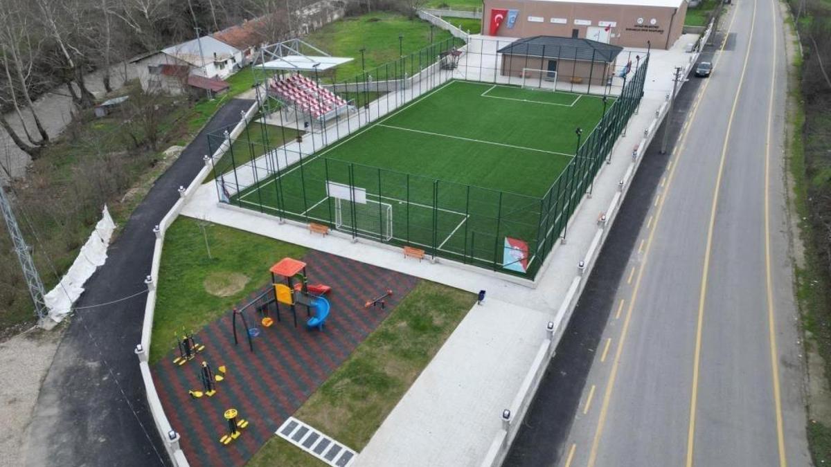 Sakarya'nın 8 mahallesine spor tesisi geliyor: İmzalar atıldı