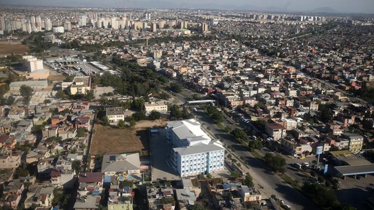 Adana'nın mahallesinde keşfedildi! Evin bahçesinden fışkırdı, bakanlık sit alanı ilan etti