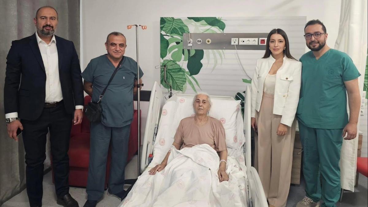 Niğde'de safra yolu taşına ameliyatsız müdahale