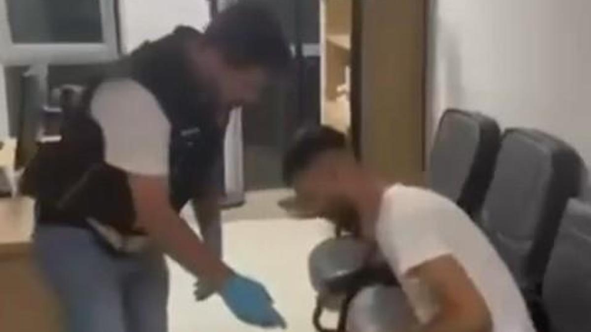 Protez bacağından 830 gram metamfetamin çıktı